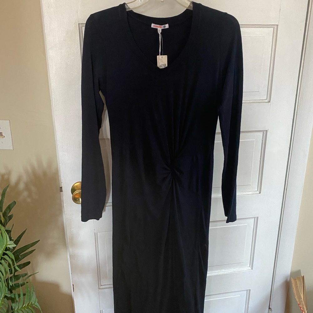 Anthropologie Sundry Twist Front MIDI Dress size Medium NWT